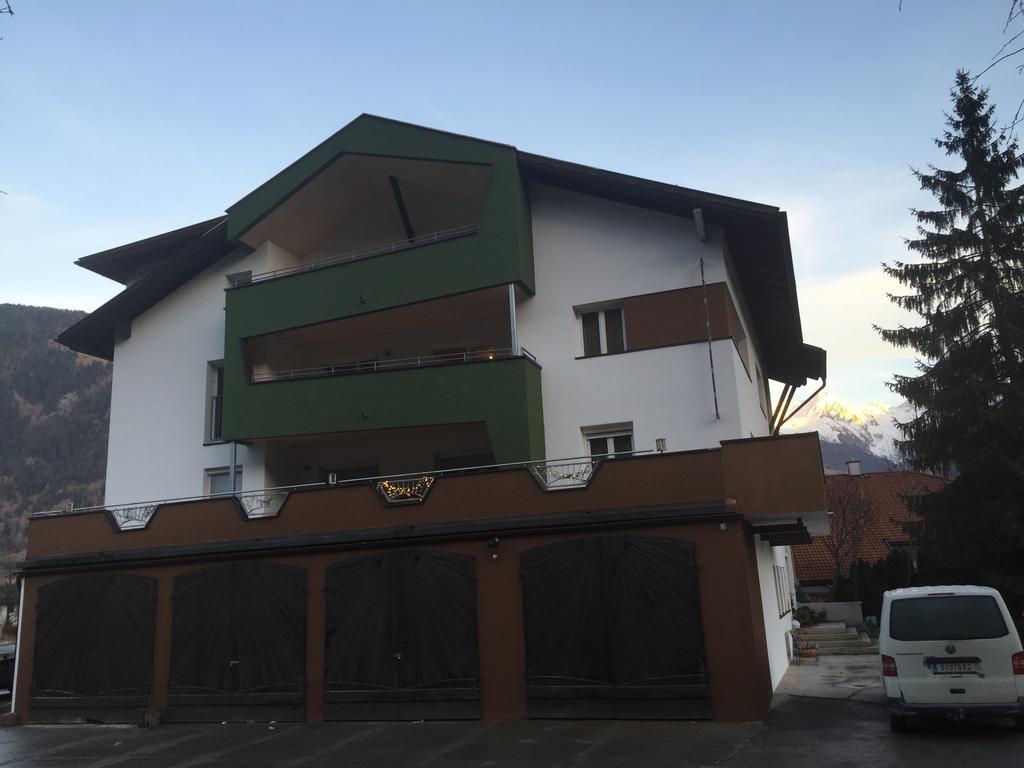 פרוץ Austrian Motel Heiss מראה חיצוני תמונה